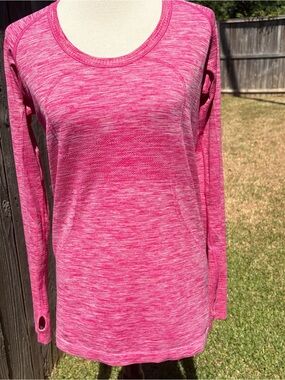 lululemon athletica Heathered Bright Pink Long Sleeve Scoop Neck Top